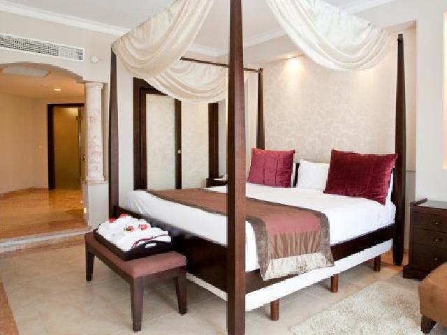 Majestic Elegance One Bedroom Suite Majestic Elegance One Bedroom Suite