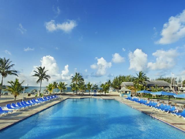 Viva Wyndham Fortuna Beach - Grand Bahamas - Cruise & Stay Viva Wyndham Fortuna Beach - Grand Bahamas - Cruise & Stay