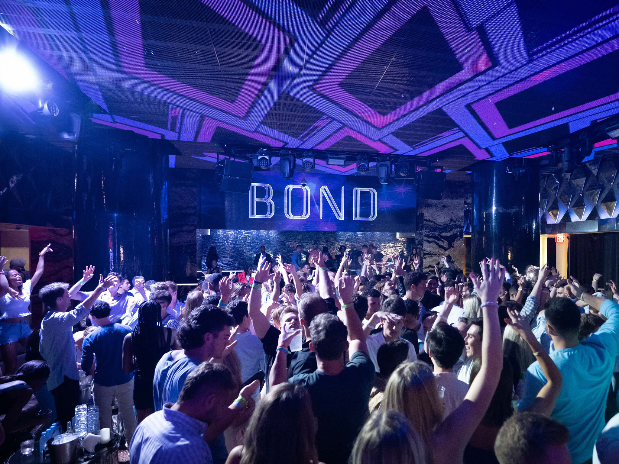 Nassau, Bahamas - Take Your Party Out on the Town 